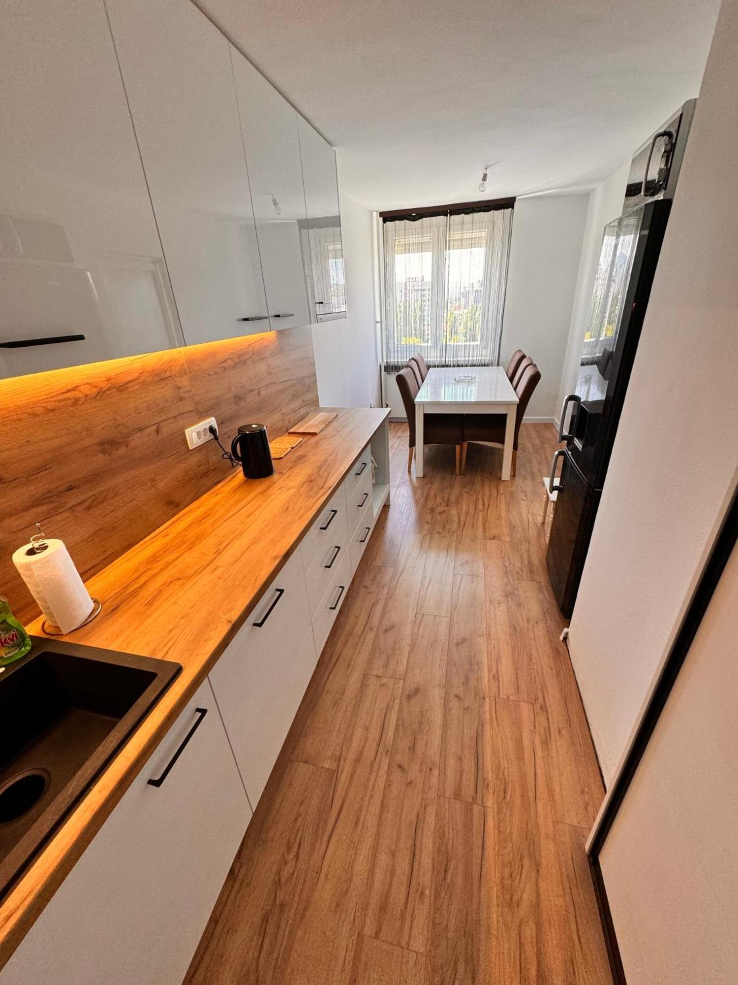 Apartment High-floor Apartment, Free Parking *