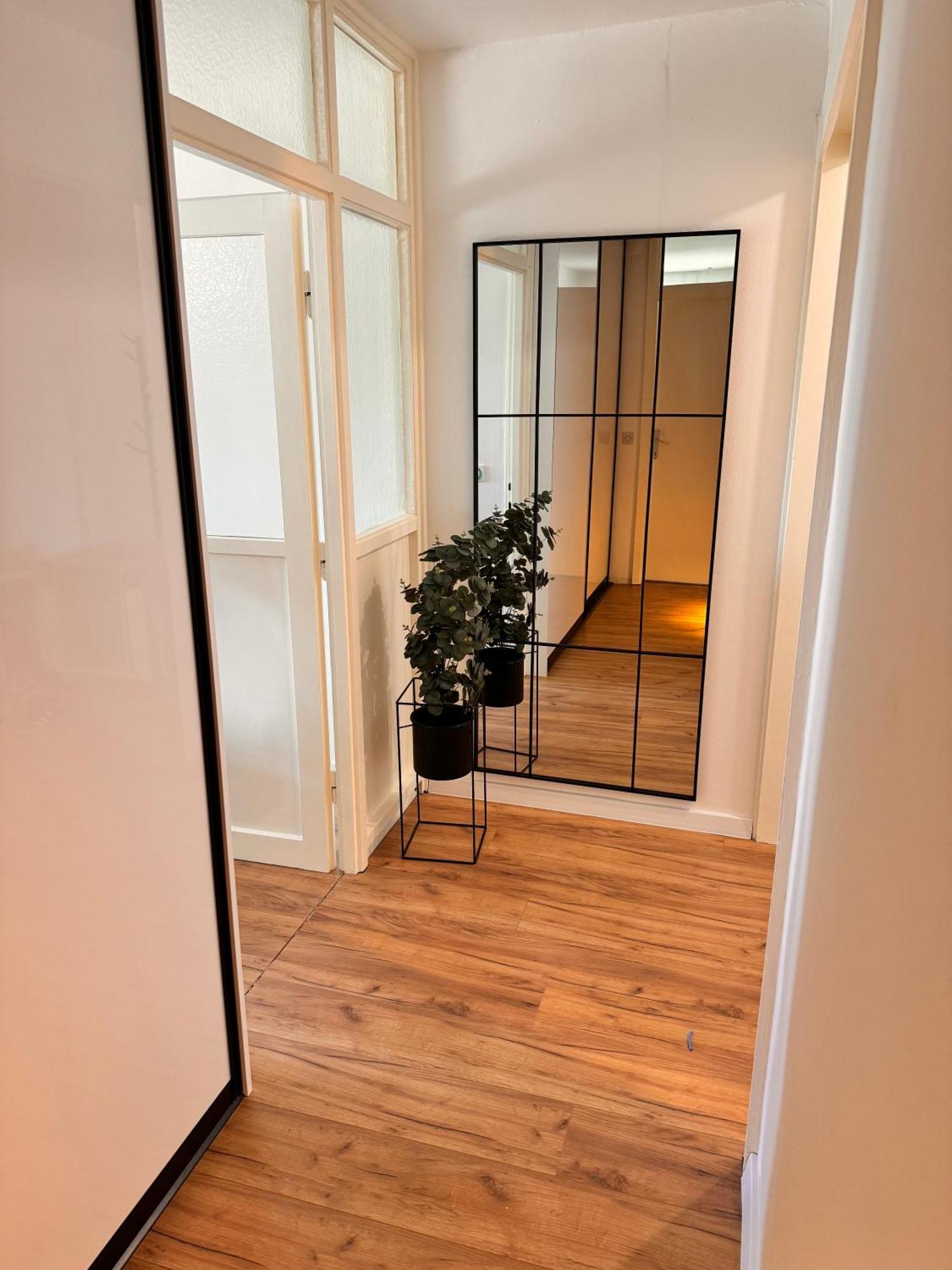 High-floor Apartment, Free Parking Apartment